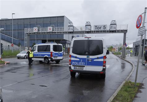 Shooting at Mercedes factory in Germany leaves 2 dead; suspect detained